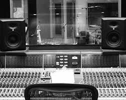 5 Explosive Online Recording Studio With Autotune Feature!