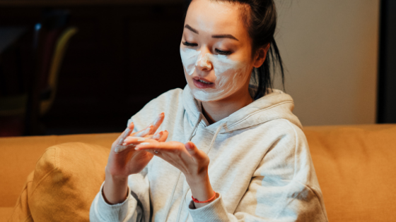 HOW TO FORM AND FOLLOW AN EASY NIGHT SKINCARE ROUTINE STEPS